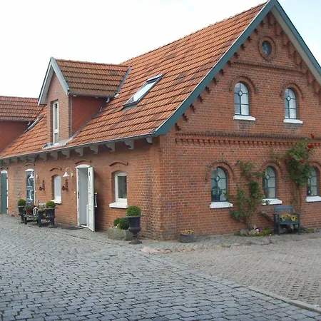 Auf Dem Carlshof In - Altes Land * 约克